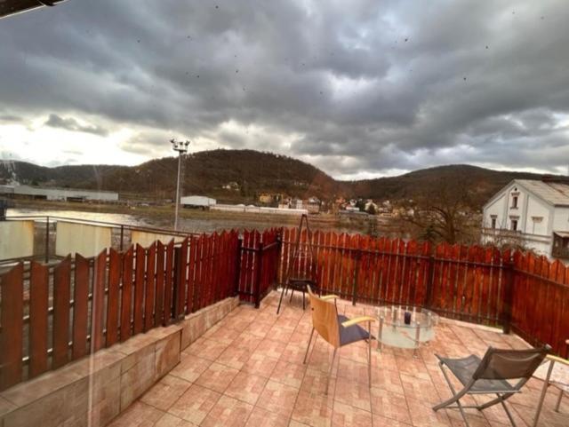 Ruzovaubytovani * Usti nad Labem